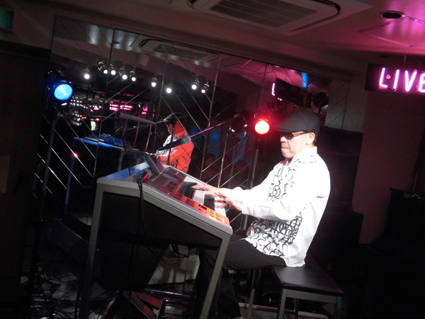 2015.12.27 LIVE AT MIKIにて-1