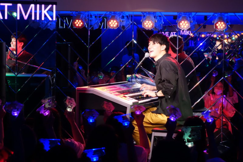 2025.9.28 LIVE AT MIKIにて-5