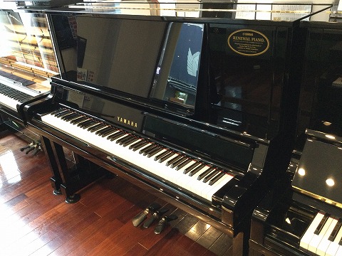 ヤマハリニューアルピアノ　UX30A1