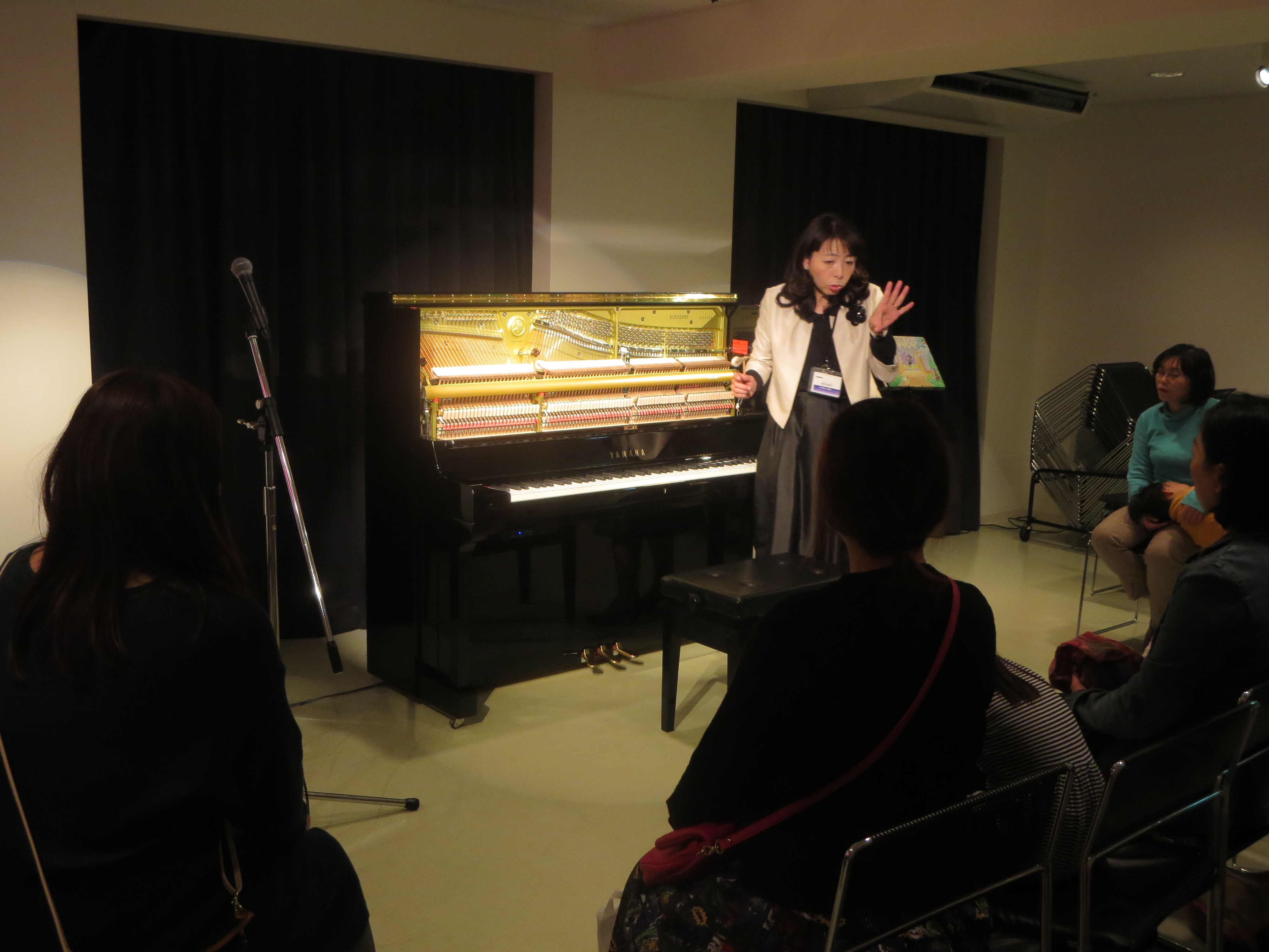 あそぼう ピアノと森のなかまたちコンサートを開催致しました 三木楽器音楽教室 ヤマハ音楽教室のピアノ エレクトーン